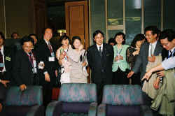 mzg40012.jpg (86500 バイト)