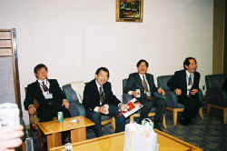 mzg40025.jpg (72201 バイト)